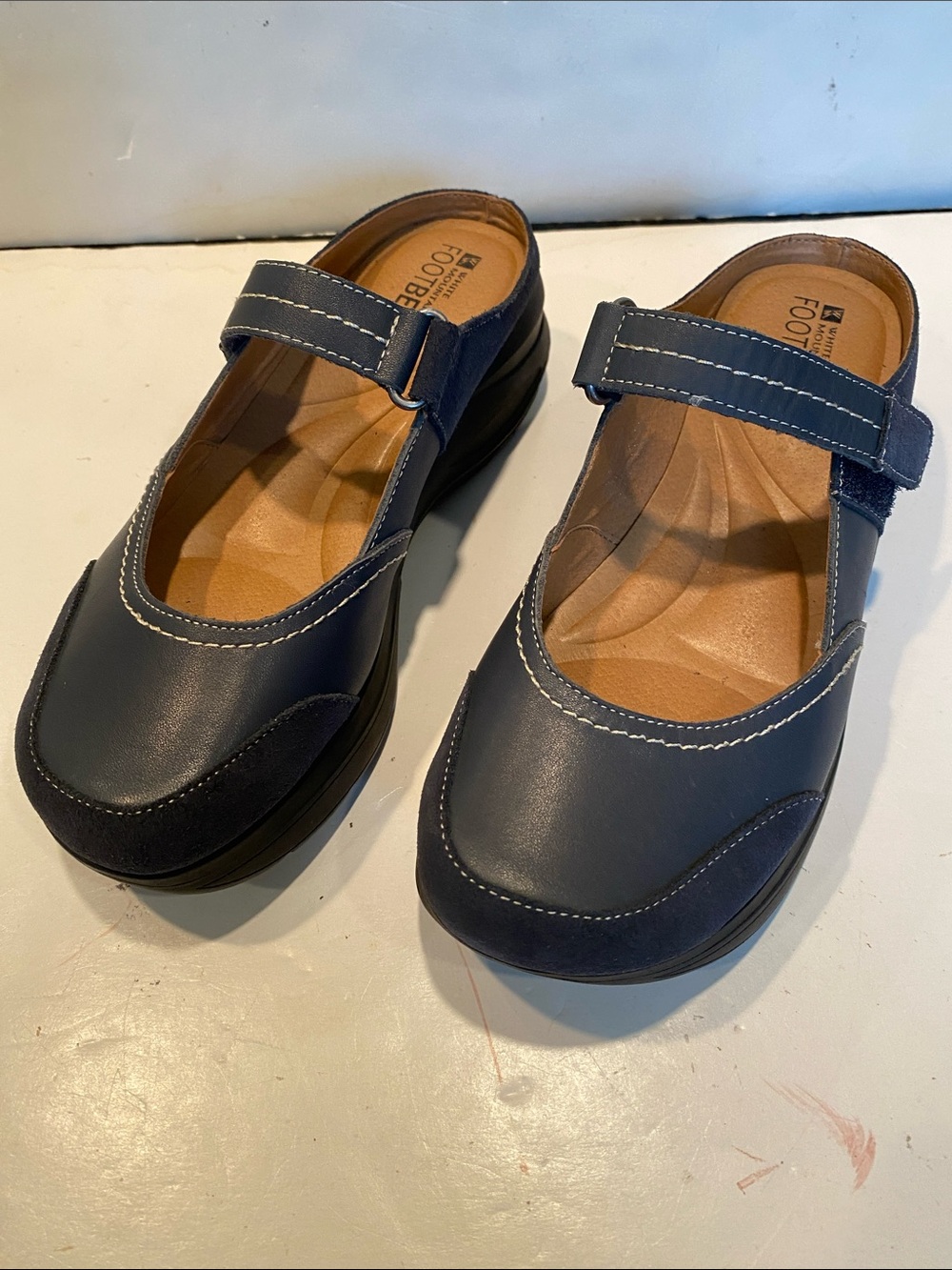 NWOT White Mountain Footbeds Dark Navy Leather & Suede Mary Jane Shoes